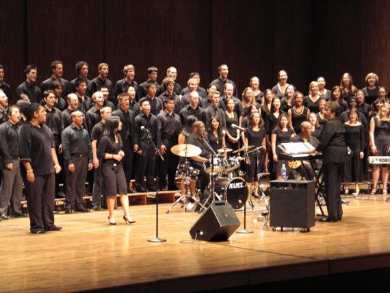 Phyllis Byrdwell conducts the Gospel Choir (photo: Gary Louie).