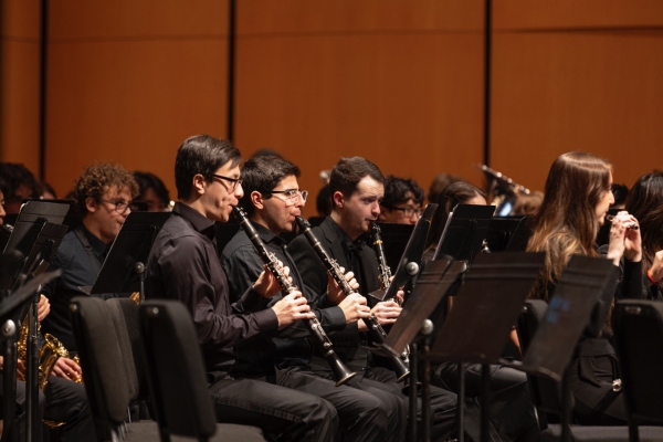 Wind Ensemble clarinets (Photo: UW Photography). 
