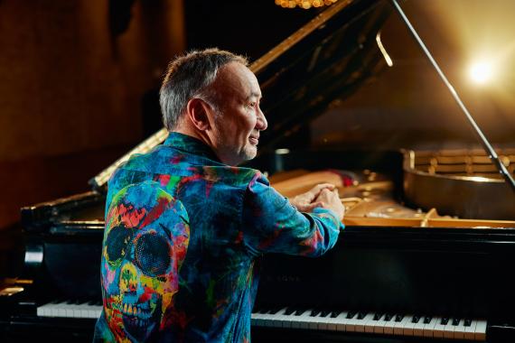 Pianist Jon Kimura Parker 