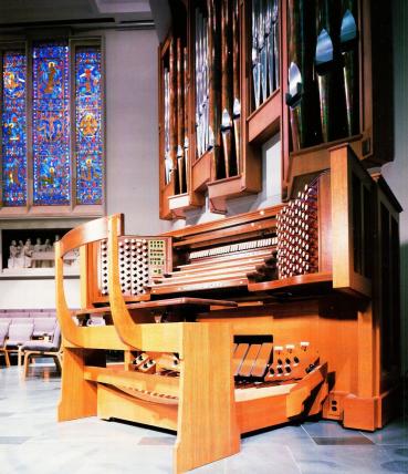 Organ at University Presbyterian Church 