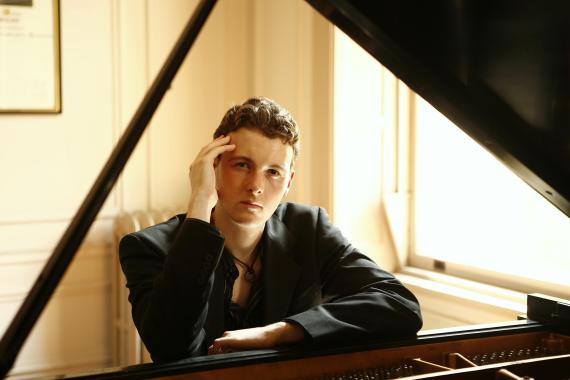 Pianist Eric Zuber