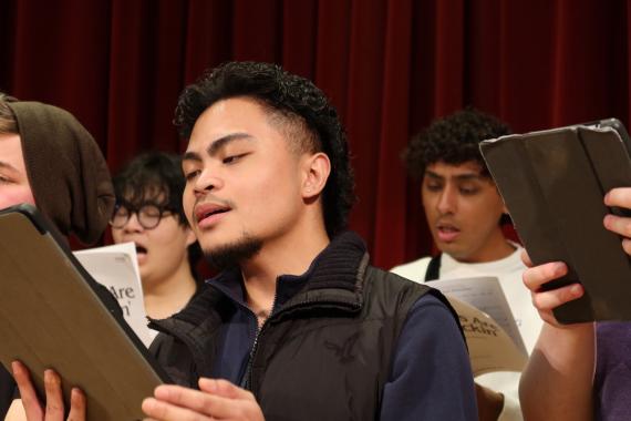 University singers in rehearsal (Photo: Madelyn Harris).