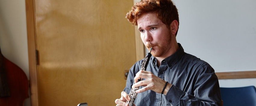 Logan Esterling plays the oboe (photo: Steve Korn)