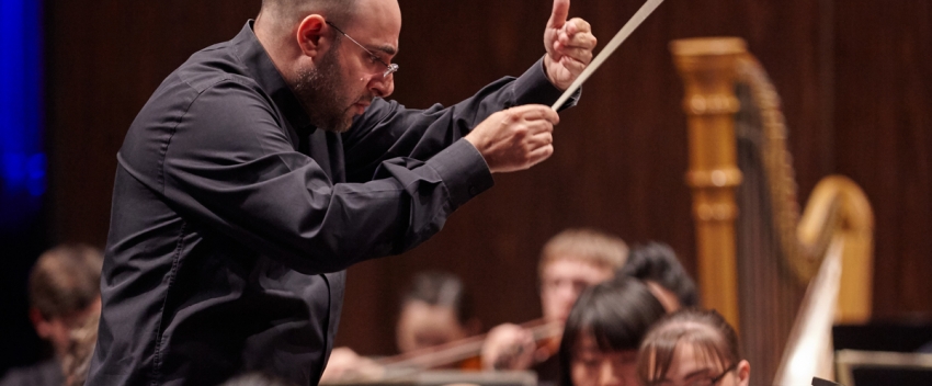 UW Symphony director David Alexander Rahbee (photo: Steve Korn)