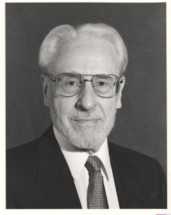 Former longtime UW Professor Gerald Kechley