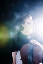 Saeunn Thorsteinsdottir, cello