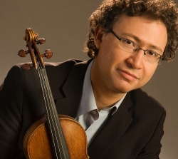 Alexander Velinzon, concertmaster of the Seattle Symphony, leads a masterclass at UW on Oct. 30.