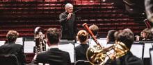 Tim Salzman conducting the UW Wind Ensemble