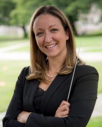 Wind conducting alumna Shayna Stahl (Photo: courtesy Shayna Stahl). Graduate wind conducting student Shayna Stahl (Photo: courtesy Shayna Stahl).