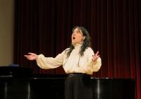 UW music students perform in quarterly recitals hosted by the Voice program (Photo: Cyan Duong). 