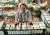 Gamelan musician Heri Purwanto is the Spring Quarter Ethnomusicology Visiting Artist.
