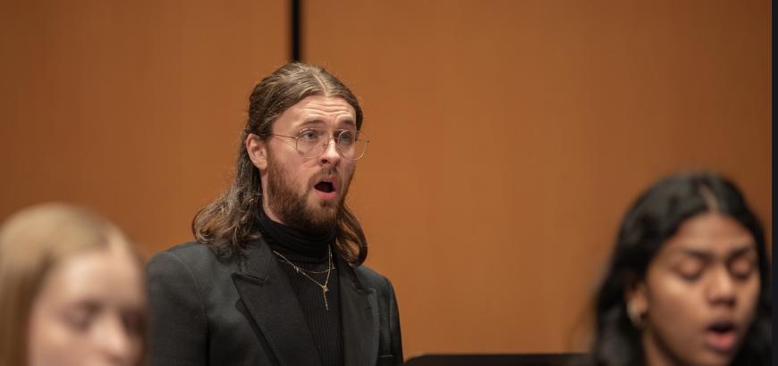 Chamber Singers in rehearsal (Photo: UW Photography).