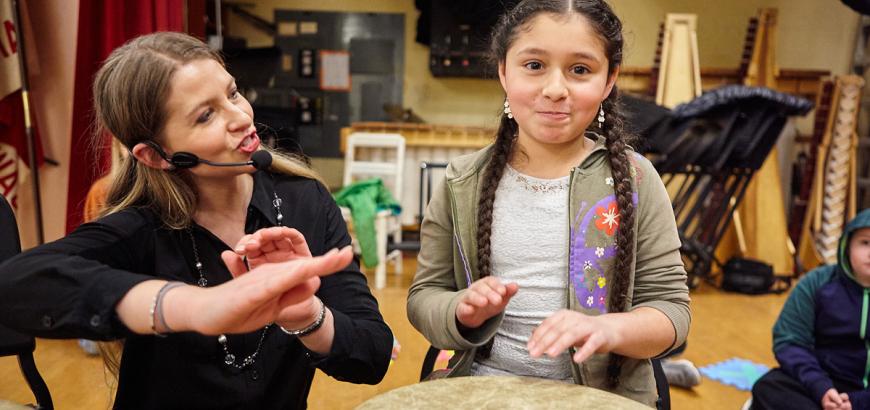 Music Education student Bethany Grant Rodrigues leads the Music at Laurelhurst program (photo: Steve Korn)