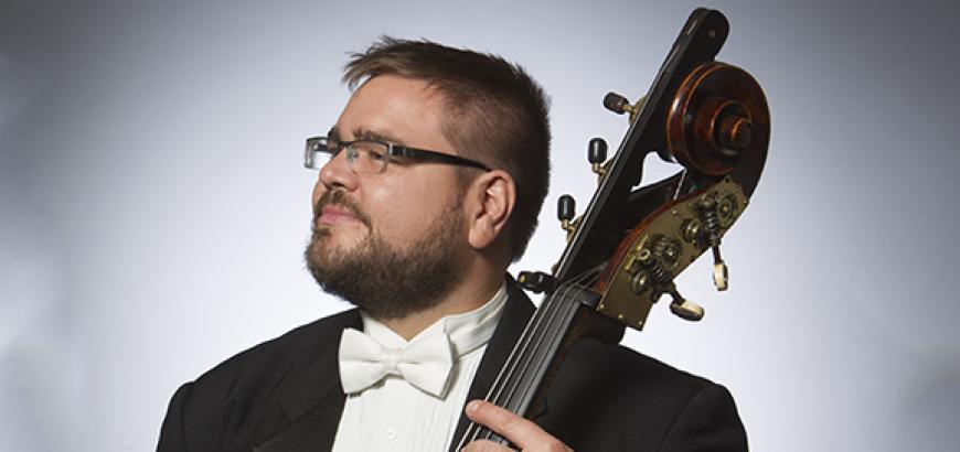 Bassist Colin Corner