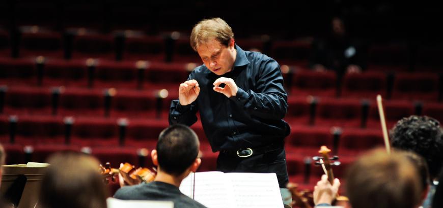 Ludovic Morlot conducts the University of Washington Symphony