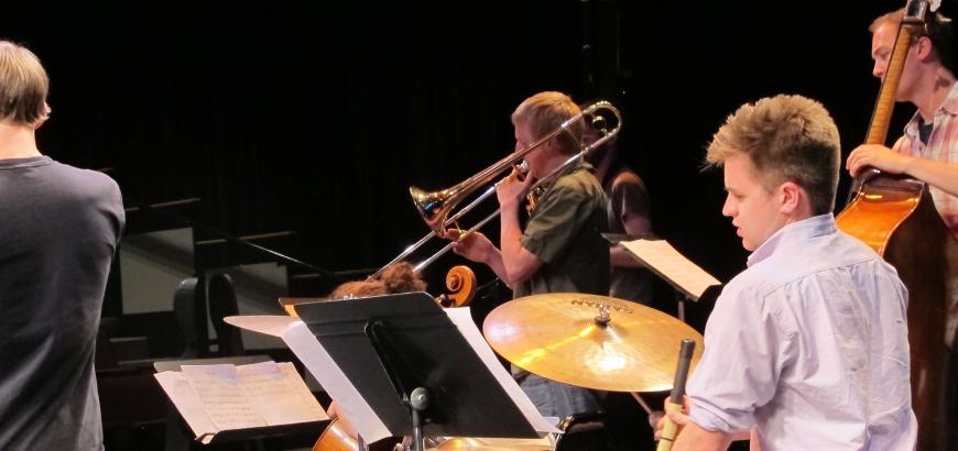 UW Modern Band