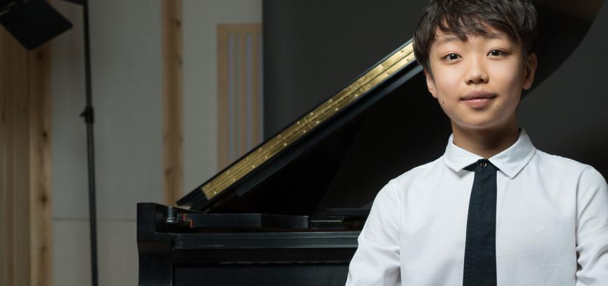 Nathan Hong Lee, piano (photo Matt Dine)