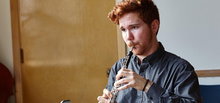 Logan Esterling plays the oboe (photo: Steve Korn)