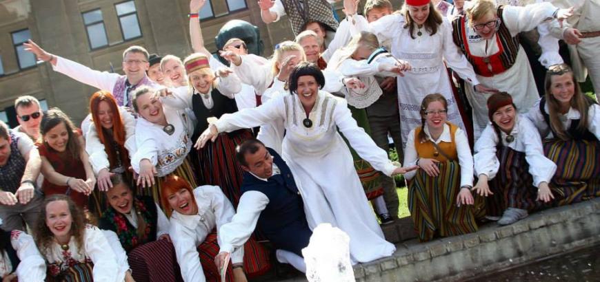 Vox Populi Vox Populi