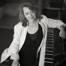 Pianist Lisa Moore (Photo: Yumiko Izu). 