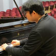 UW music students perform in the quarterly Brechemin Piano Series (Photo: Cyan Duong).