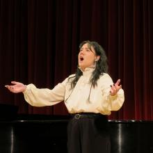 UW music students perform in quarterly recitals hosted by the Voice program (Photo: Cyan Duong). 