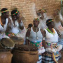 Performing group Thikundwi kha Sialala, Tshakhuma, Limpopo, South Africa, courtesy of Andrea Emberly, 2006 Performing group Thikundwi kha Sialala