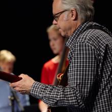 Guitarist Bill Frisell and students 